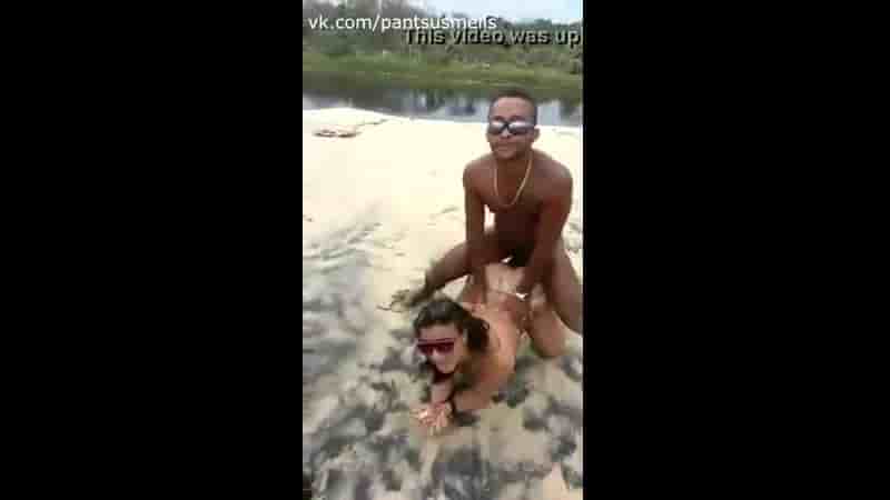 Foreign tourists with guy takes turn sex them